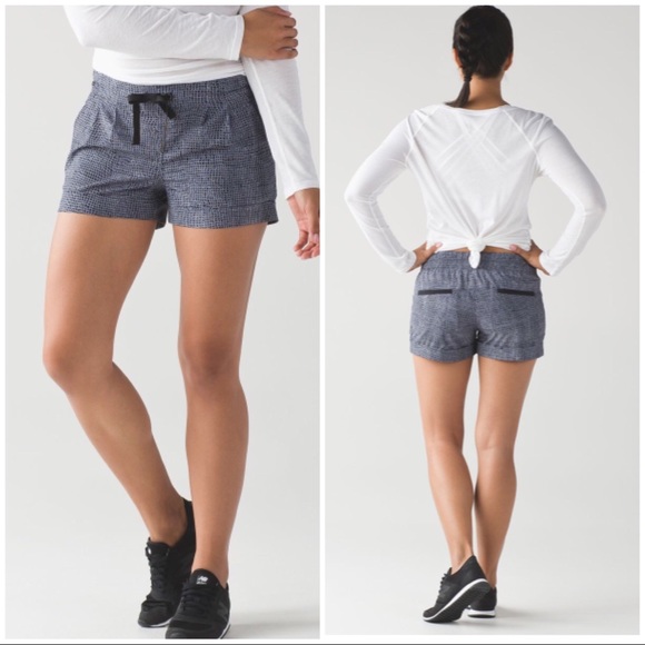 lululemon athletica Pants - Lululemon Spring Break Away Shorts
